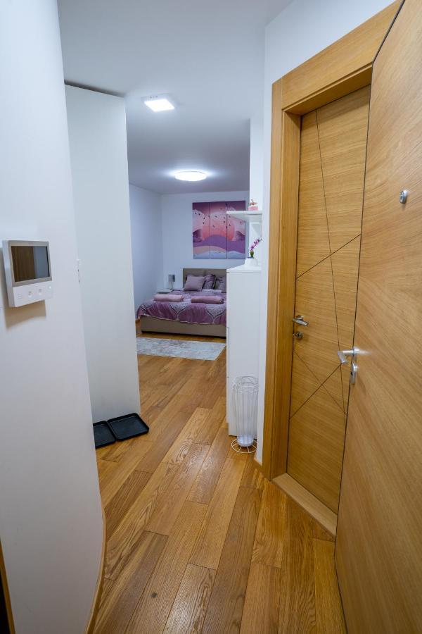 Sky Apartments Újvidék Kültér fotó